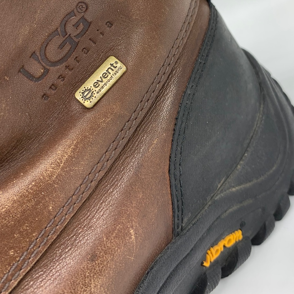 Ugg Adirondack Boots - image 3